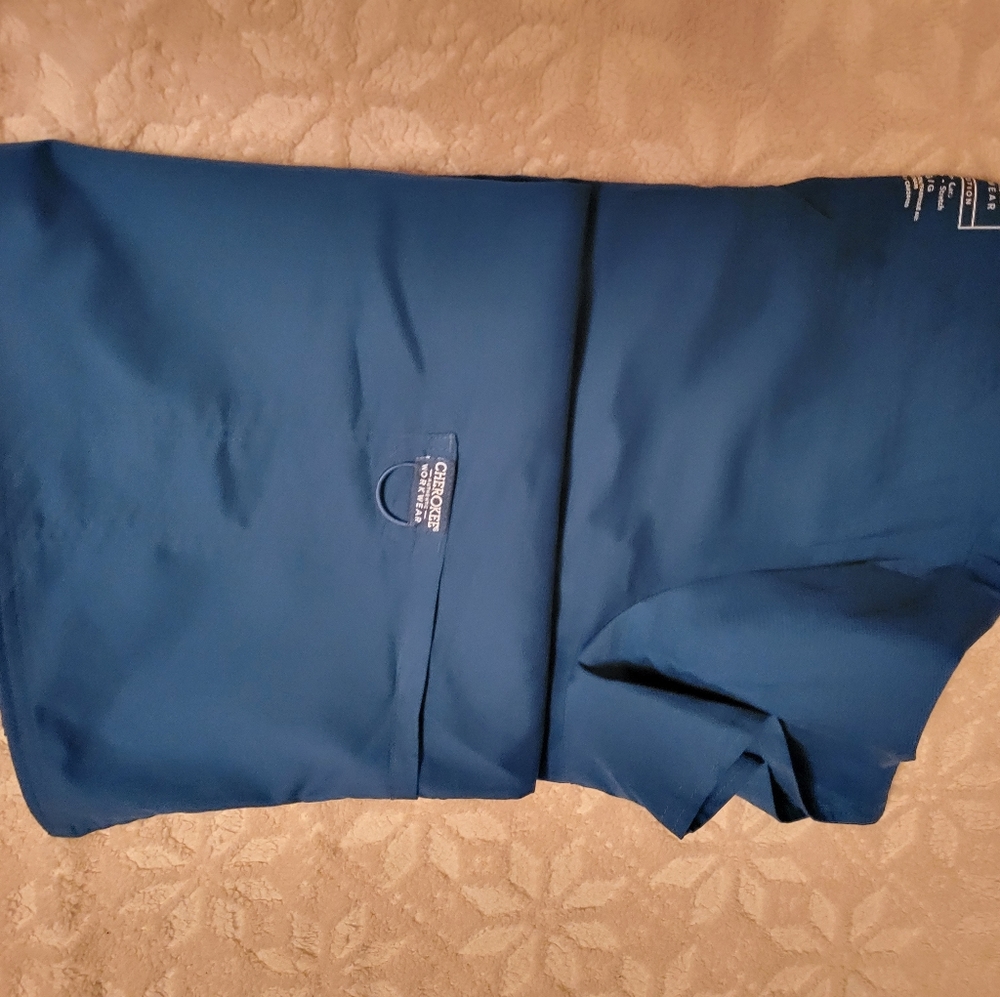 Scrubs set